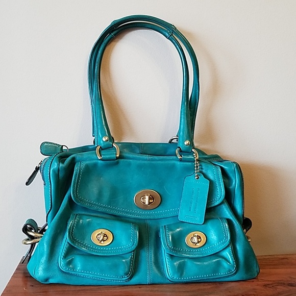 🎉Host Pick!🎉 Coach Legacy limited-edition handbag 12791 - Picture 2 of 16